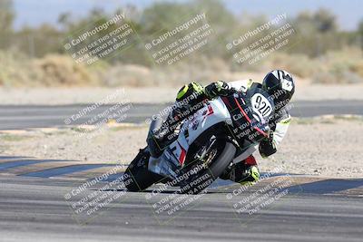 media/Nov-01-2025-CVMA (Sat) [[fc0f7531b8]]/Race 4-500-400-350 Supersport/